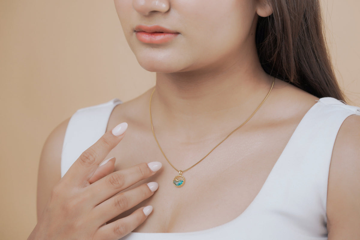 KAAVRI Ocean World Medallion Anti-Tarnish Necklace