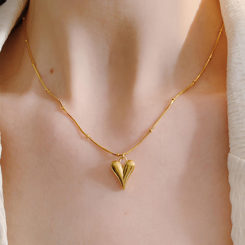 KAAVRI Heart Pendant Necklace (Gold)