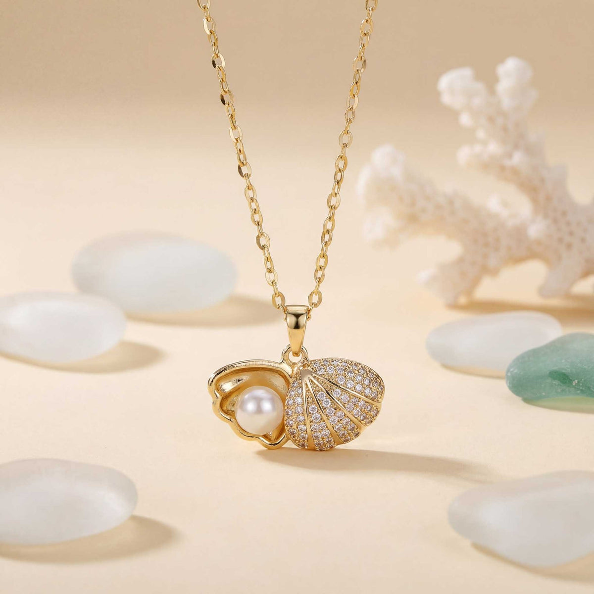 KAAVRI Shell & Pearl Charm Anti-Tarnish Necklace