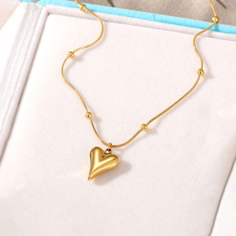 KAAVRI Heart Pendant Necklace (Gold)