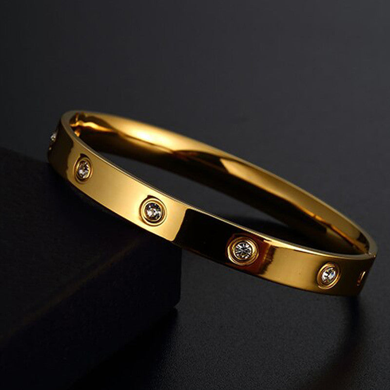 KAAVRI Gold-Plated Anti-Tarnish Bracelet for Women