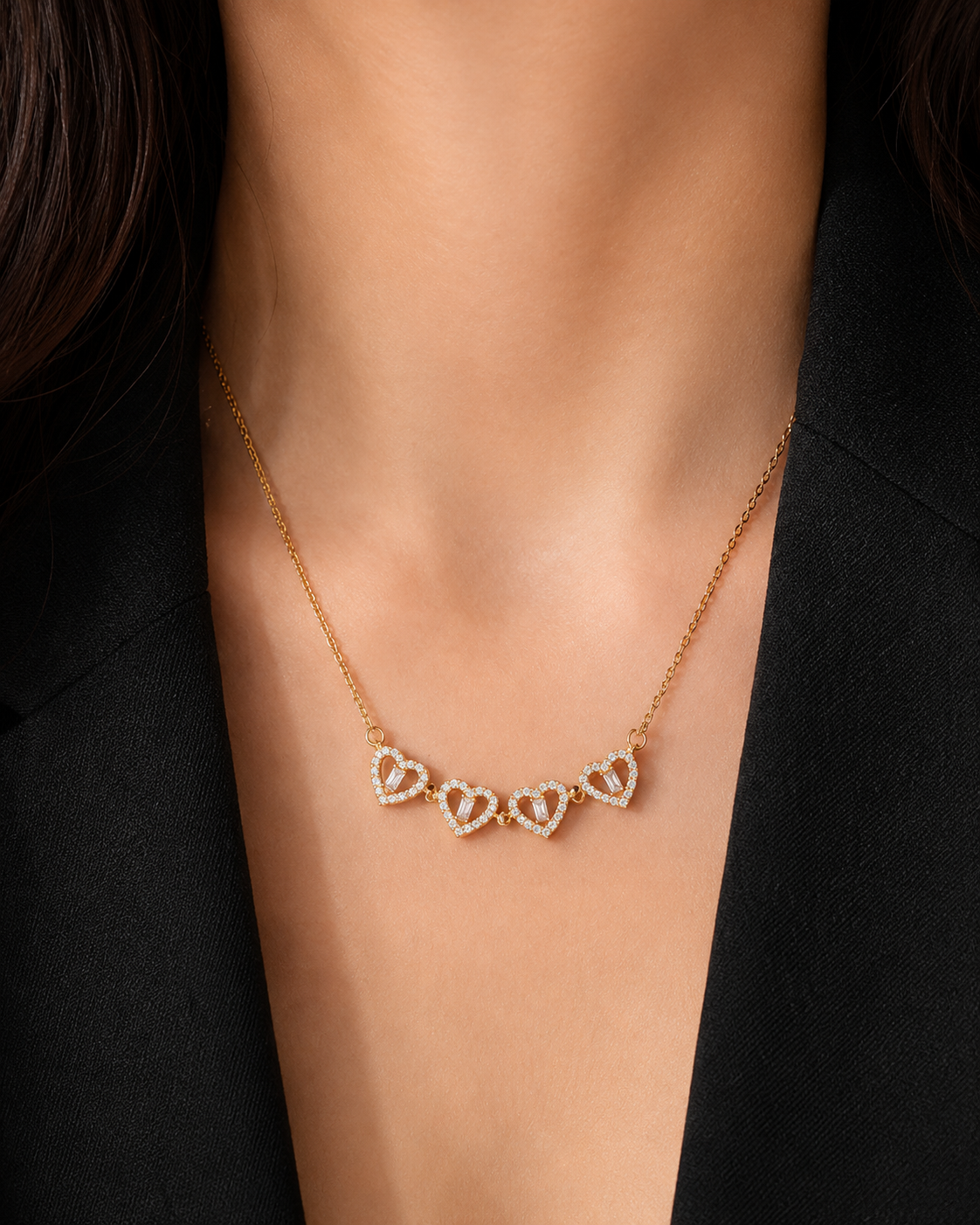 KAAVRI Four Heart Magnetic 2-in-1 Necklace