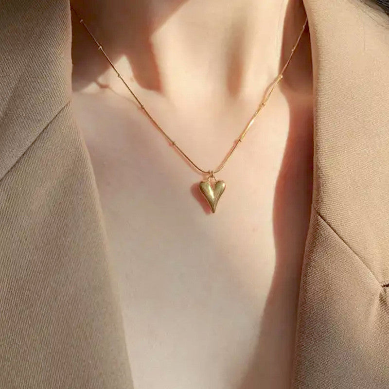 KAAVRI Heart Pendant Necklace (Gold)