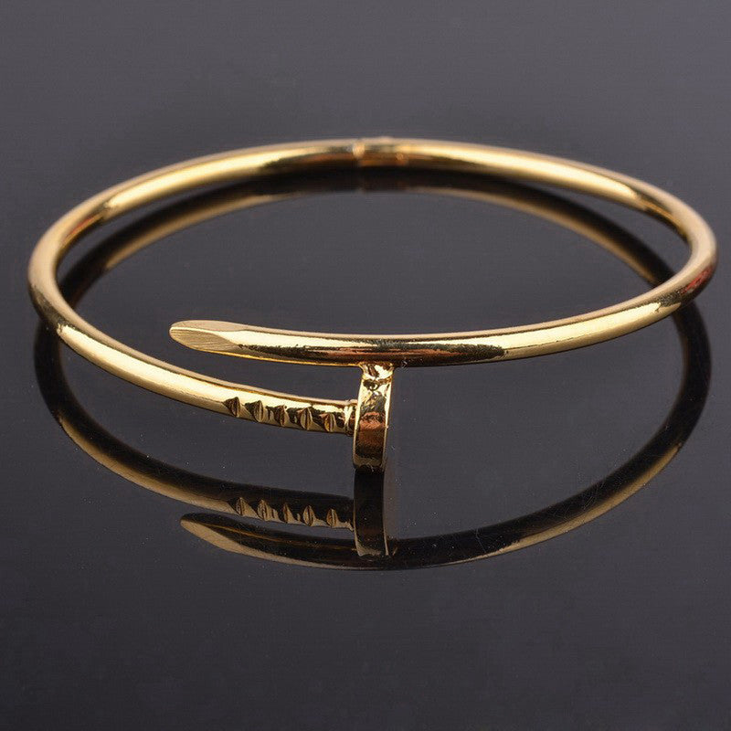 KAAVRI Nail Anti-Tarnish Bracelet for Women