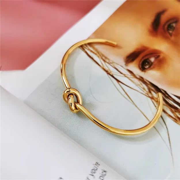 KAAVRI Gold-Plated Anti-Tarnish Bangle